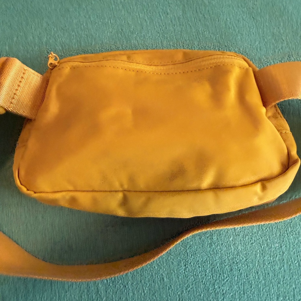 Lululemon Yellow Everywhere Belt Bag - Picture 2 of 3
